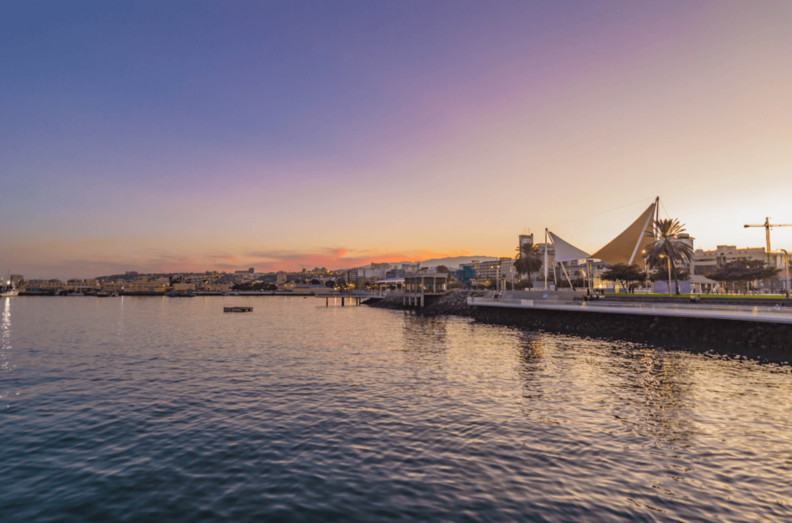 Imagen de un atardecer en la costa de la capital grancanaria (Foto Antonio Rico)